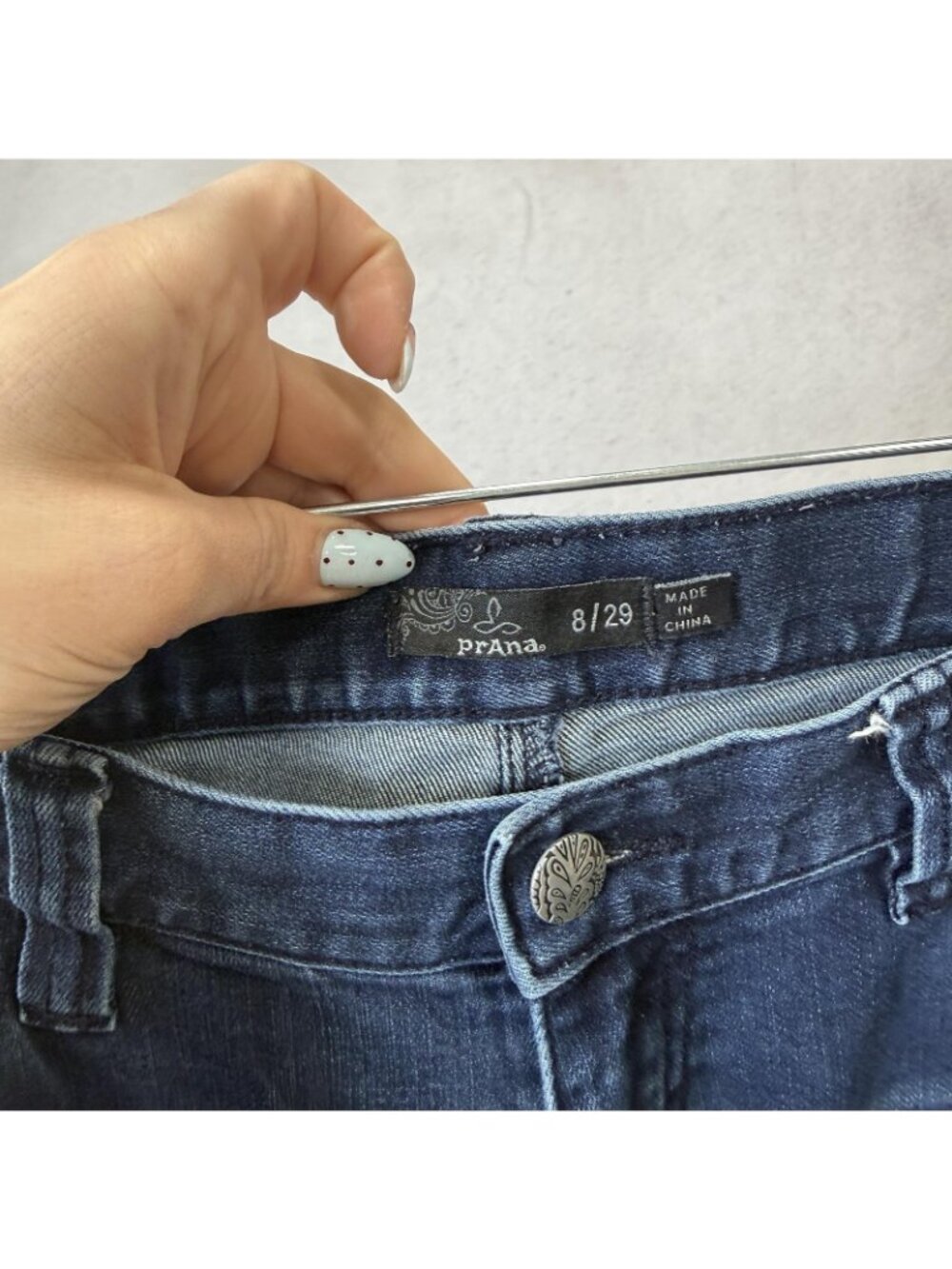 PrAna Jeans Womens 8/29 Blue Medium Wash Mid Rise Straight Stretch Organic Denim - Picture 2 of 9